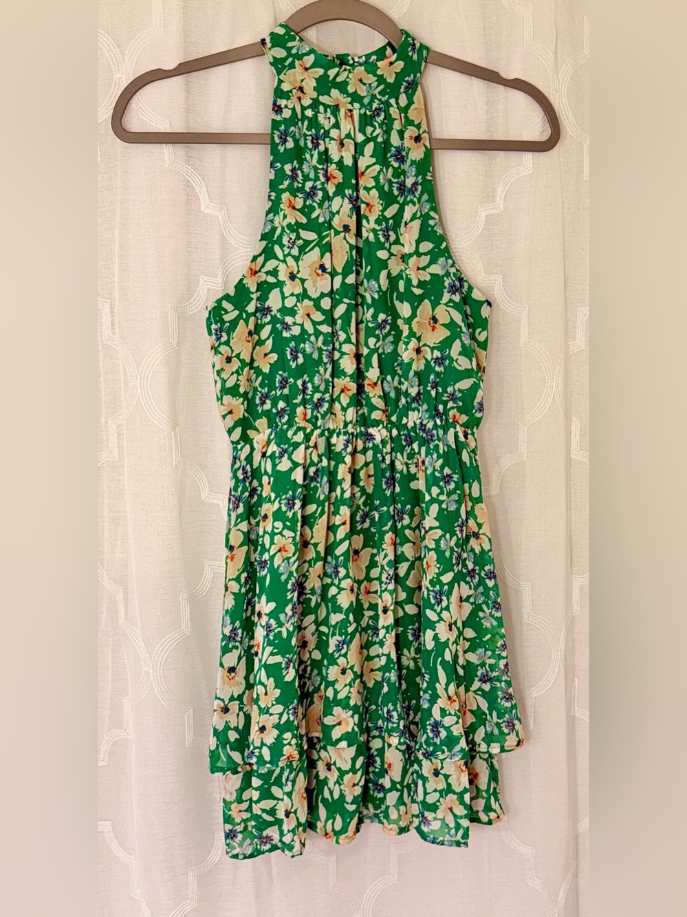 Sienna Sky Green Floral High Neck Mini Dress | Size XS 🌿✨